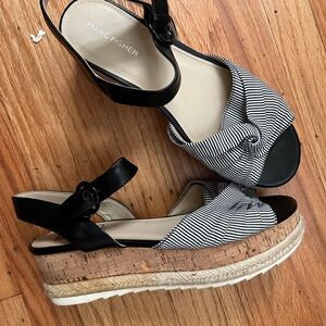 Marc Fisher size 10 sandals
